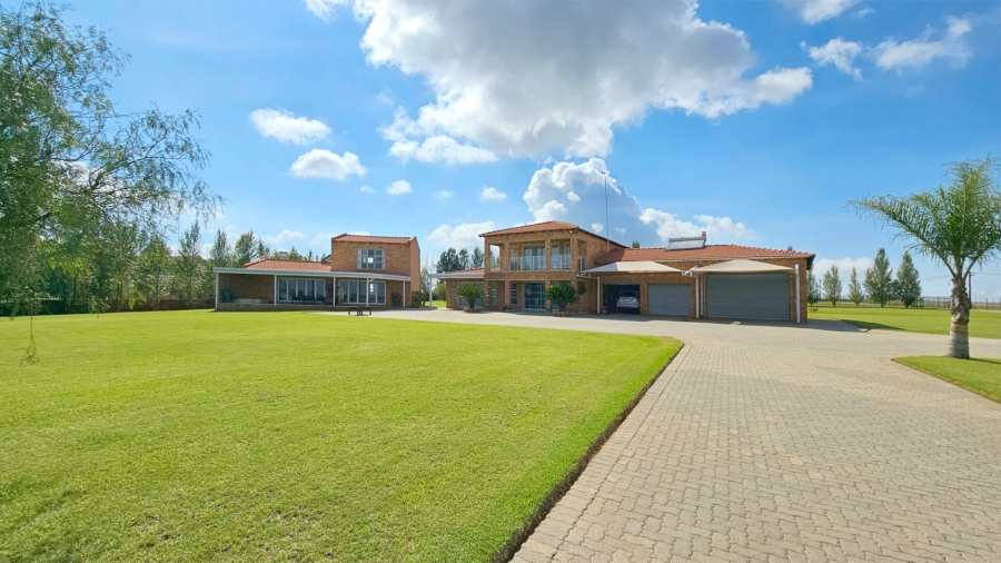 3 Bedroom Property for Sale in Oranjeville Free State